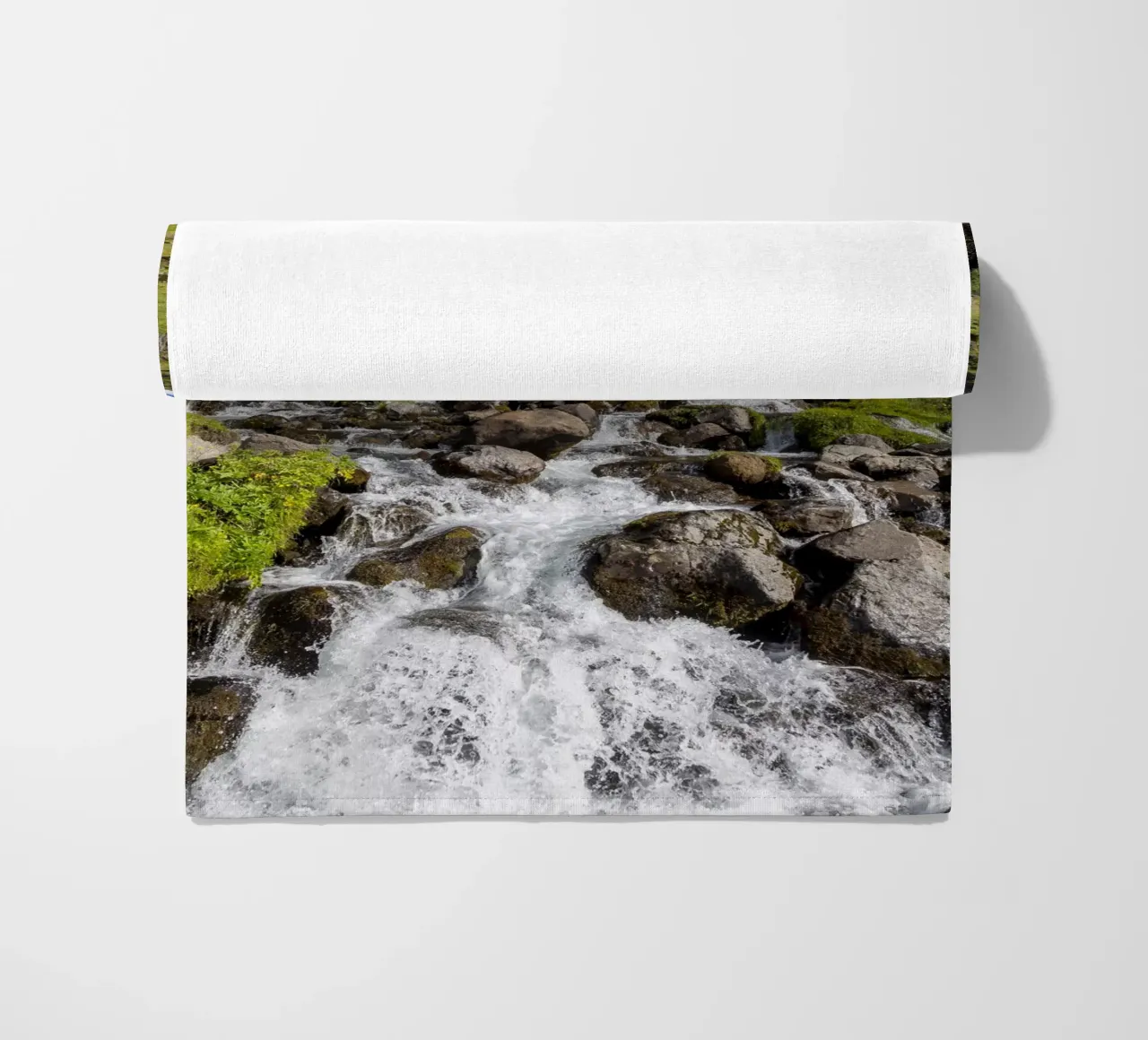Island - Wasserfall telo mare da Nadine Ginzel