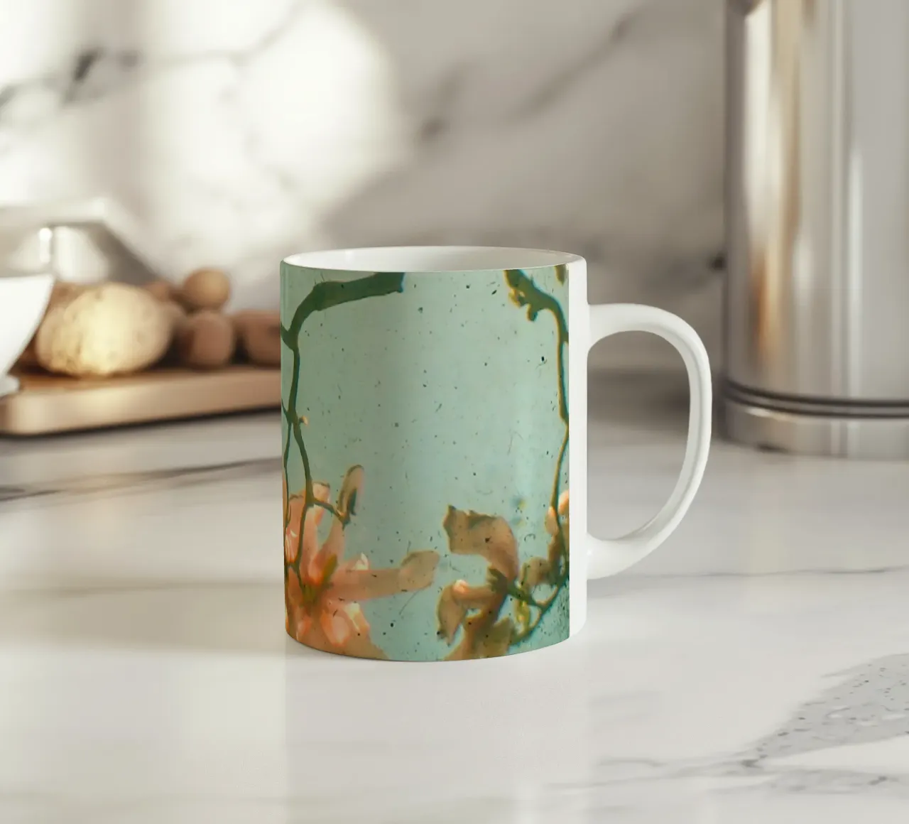 Magnolia dolce tazza in ceramica da Cassia Beck Photography