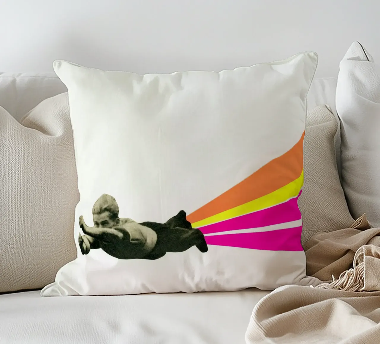 Supereroe cuscino da Cassia Beck Collage