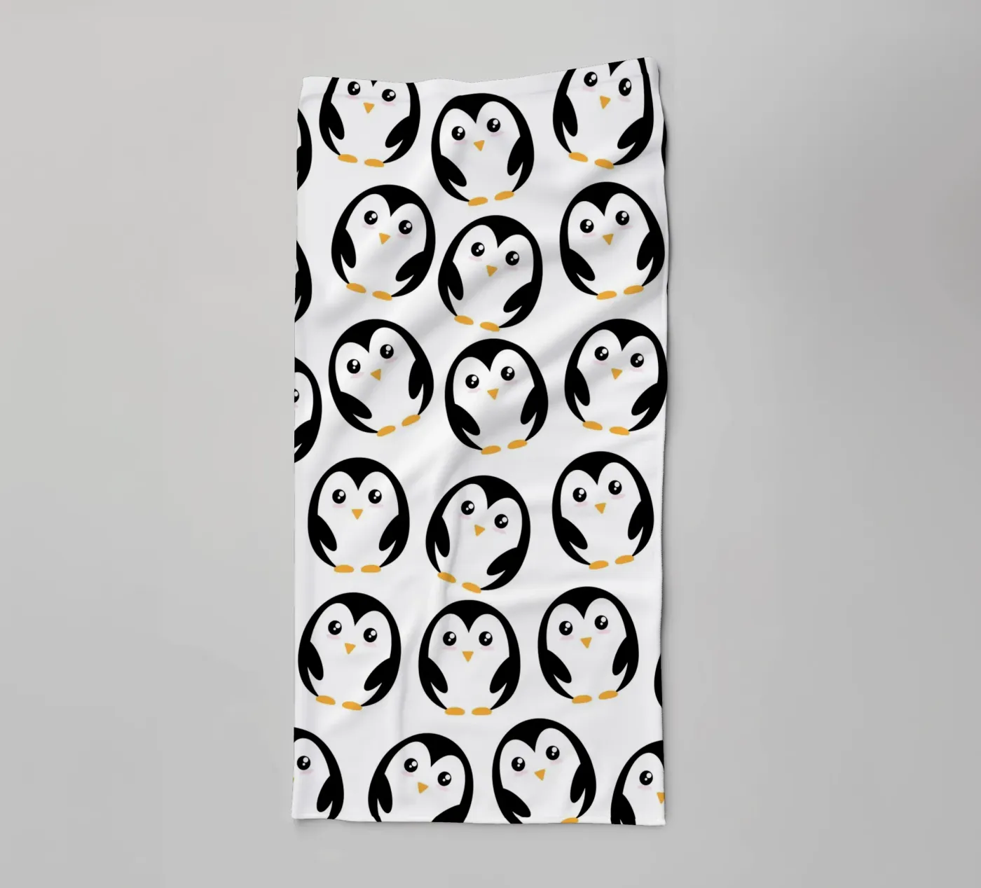 Penguins badhanddoek van Happypatterns