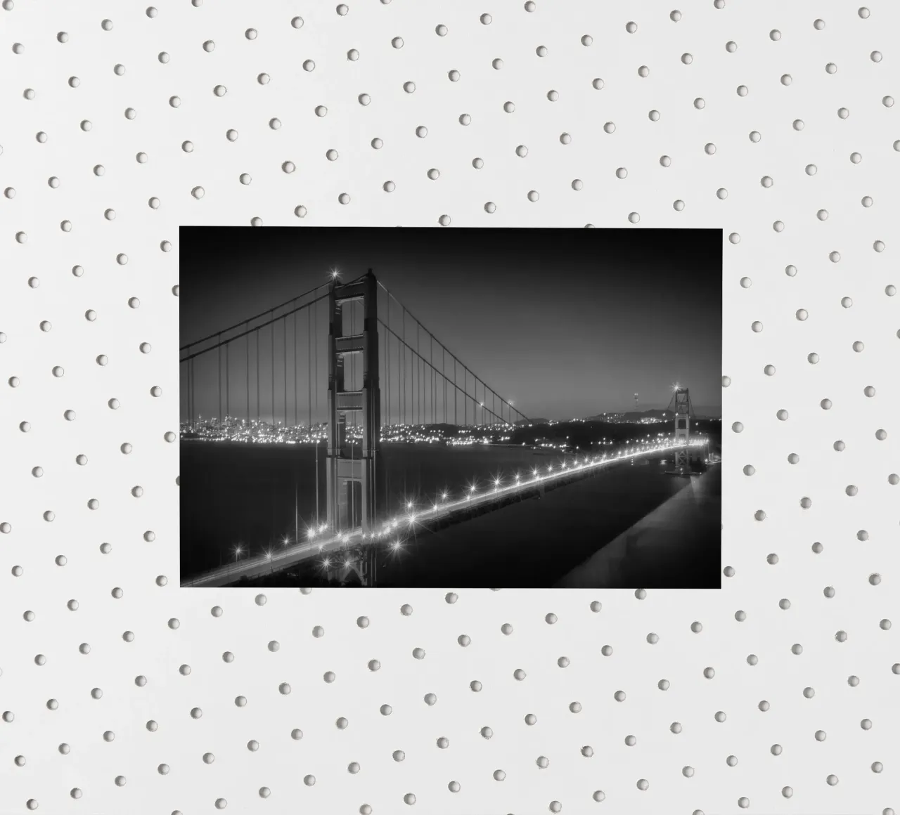 Golden Gate Bridge di sera | Monochrom adesivo da Melanie Viola