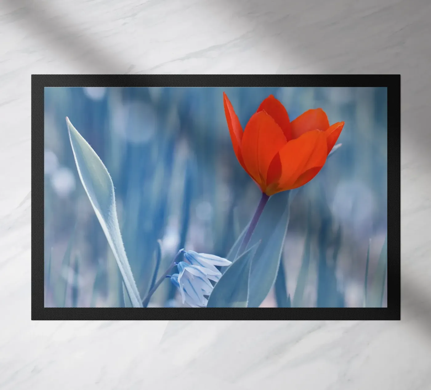 Rode tulp deurmat van Atteloi Fotografie