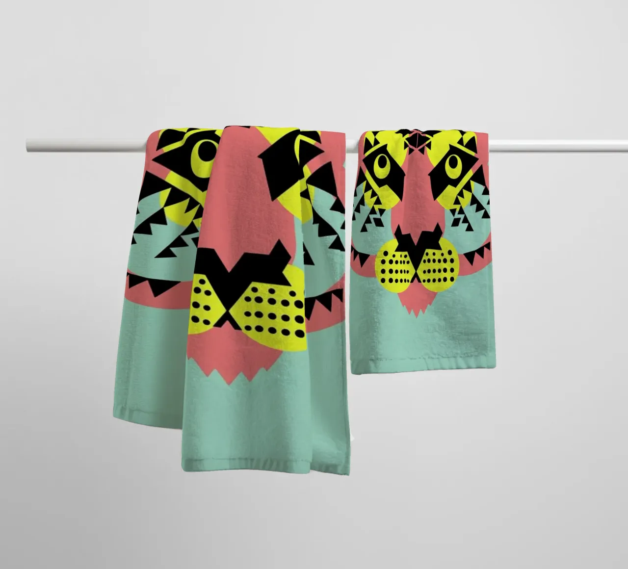 Tiger Face badhanddoek van Gareth Pollock Design