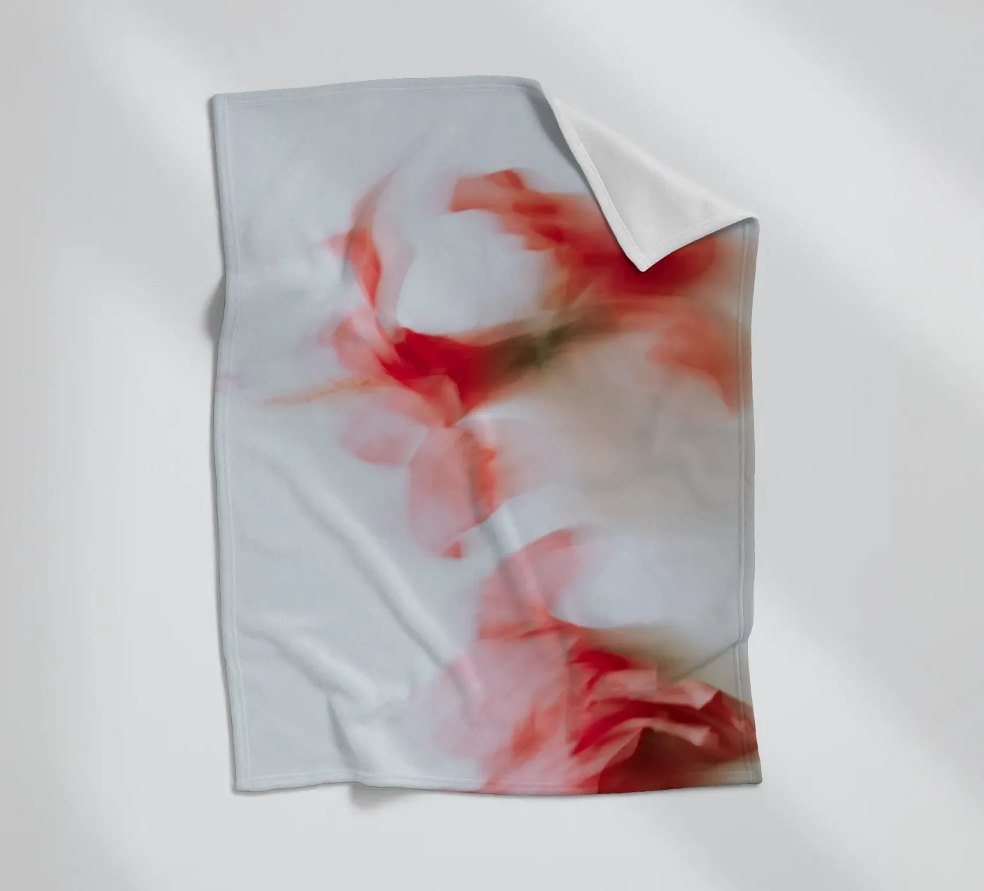Blush Drift Fleecedecke von Mosaic Dialogue