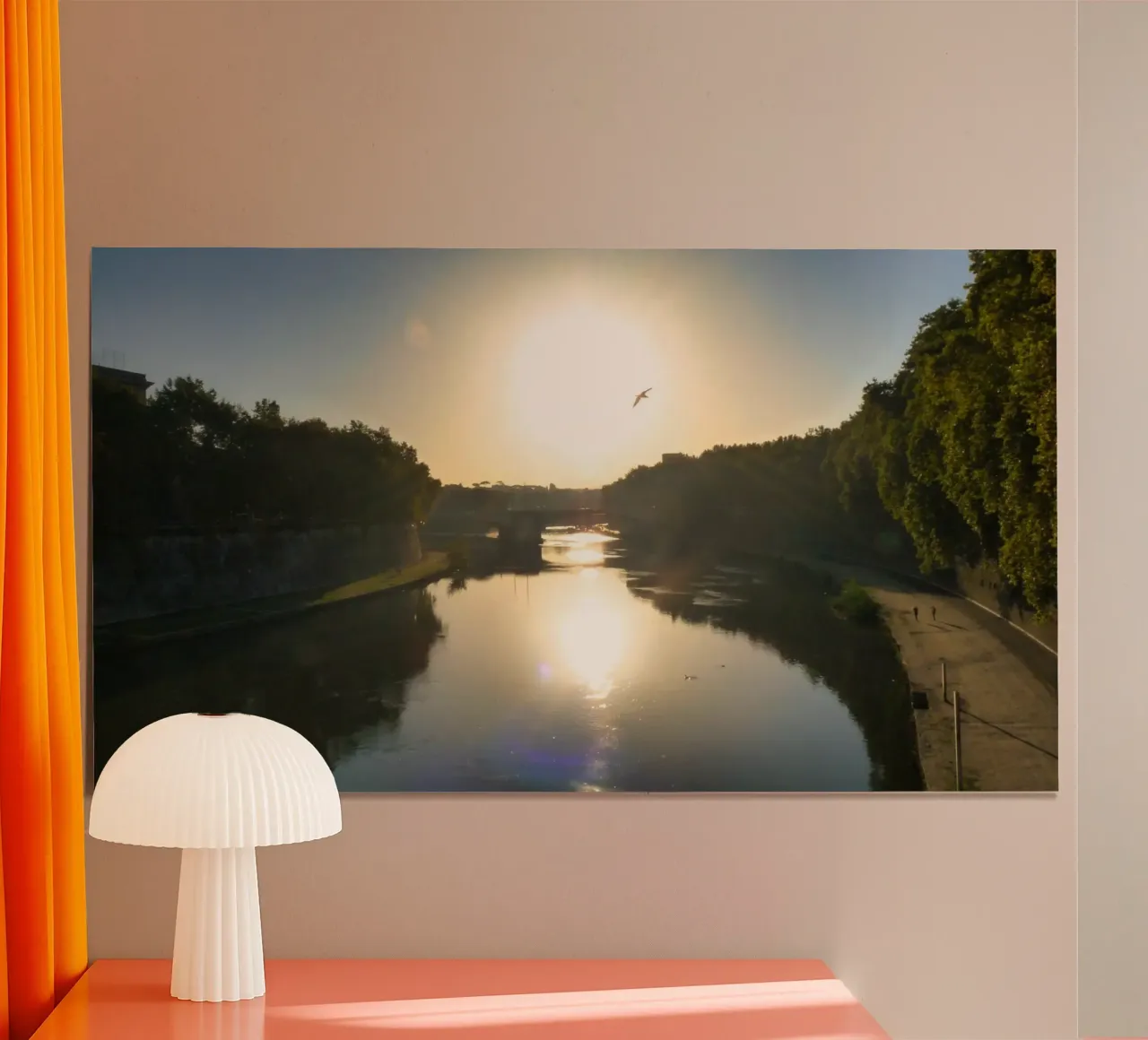 Tramonto sul Tevere - Serenissima vista sul fiume di Roma poster con telaio in plastica da Ben & Clo creations