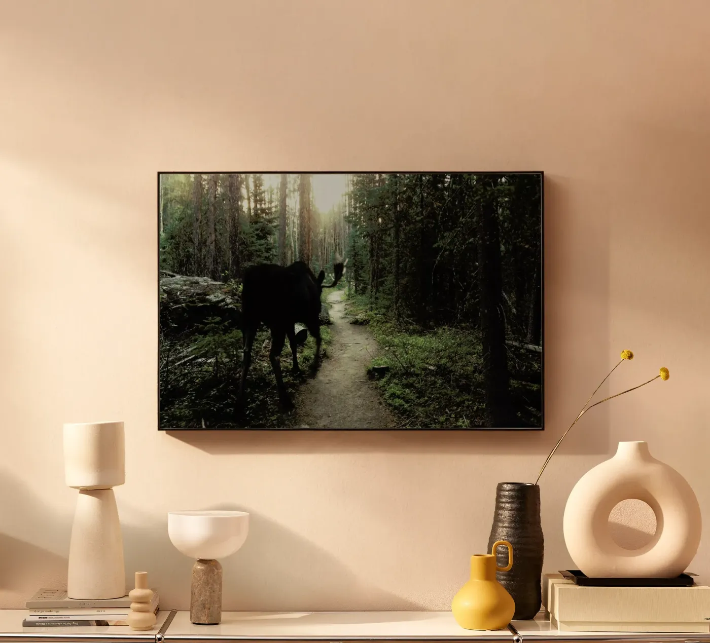 Trail Walking Moose Acryl-Glas von Kevin Russ