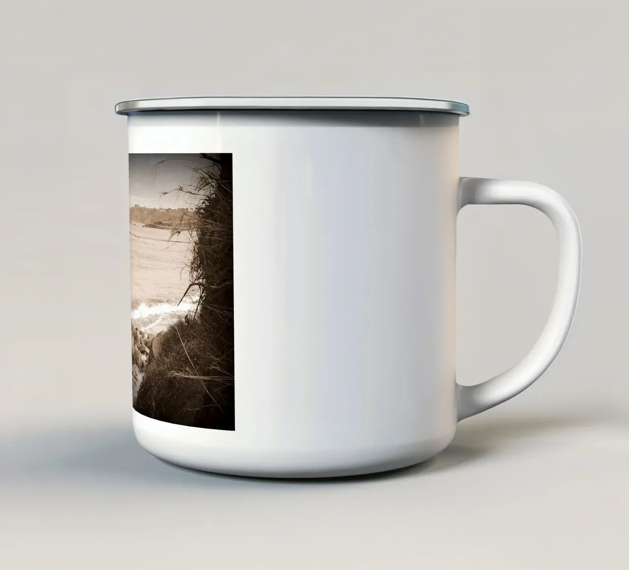 FAA56 tazza in smalto da Thierry vobmann photography