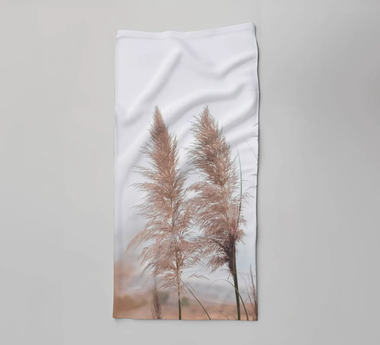 Pampas grass in the wind - natural elegance towel by Whole©