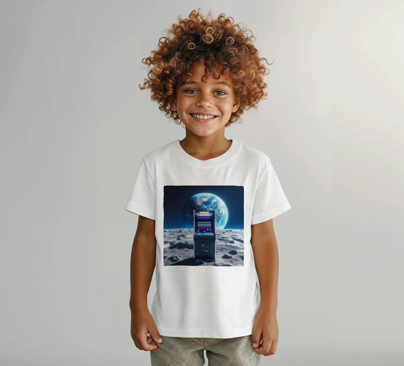 Space Kinder T-Shirt von Art Unleashed