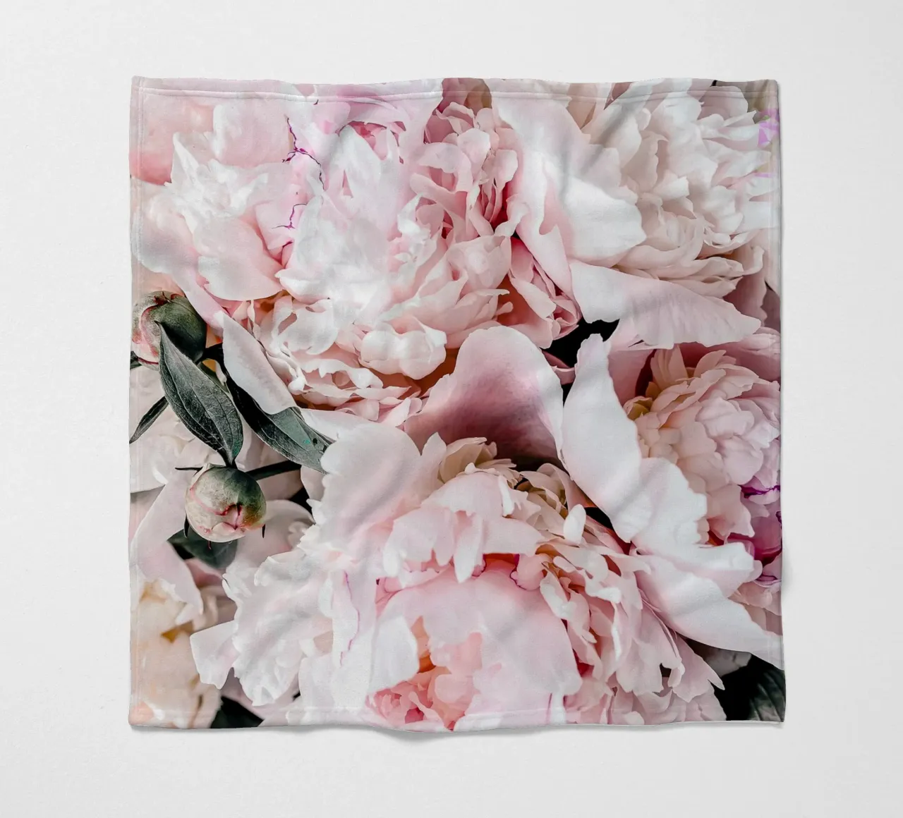 Fiori di peonia - Romantico splendore floreale coperta in pile da Whole©