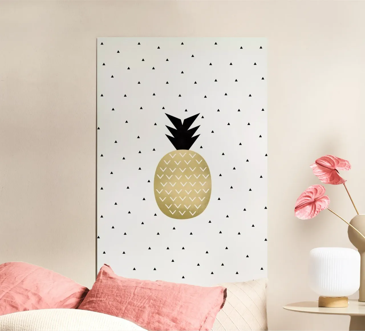 Golden Pineapple poster con telaio in legno da Elisabeth Fredriksson