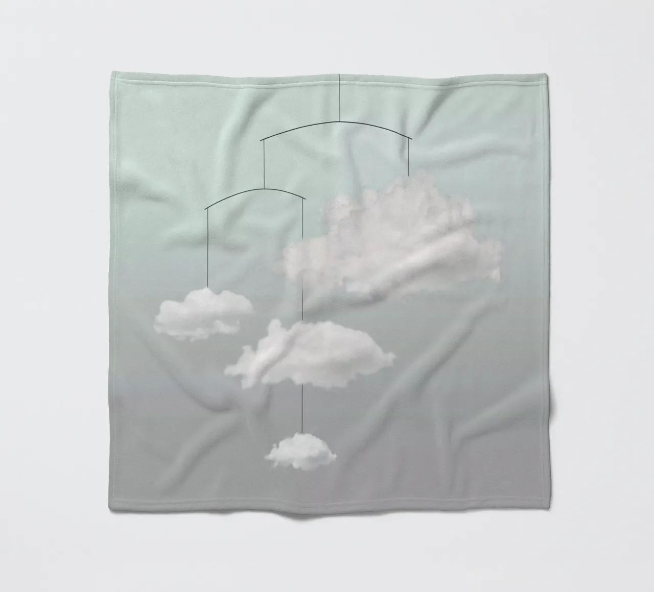 Wolkenmobile Fleecedecke von Amy & Kurt