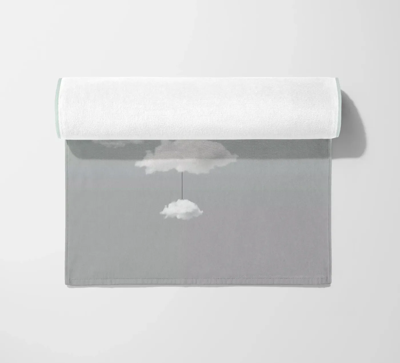 Cloud mobile strandhanddoek van Amy & Kurt