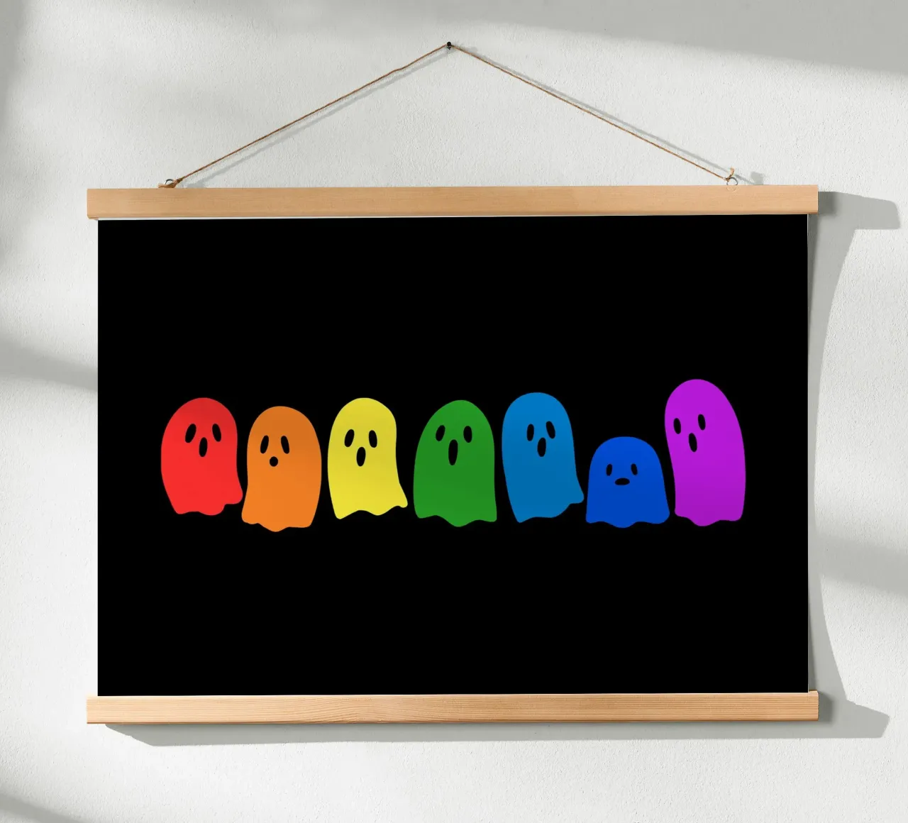 Rainbow Kawaii Ghost poster con telaio in alluminio da Tobe Fonseca
