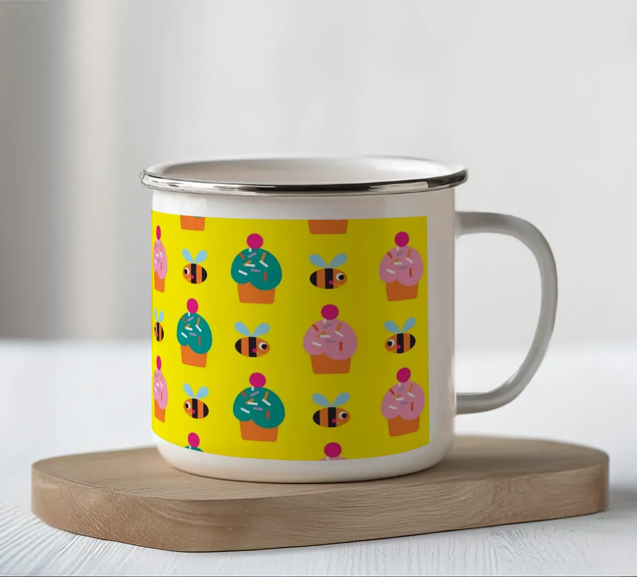 Ape e torta tazza in smalto da Looks n Brains
