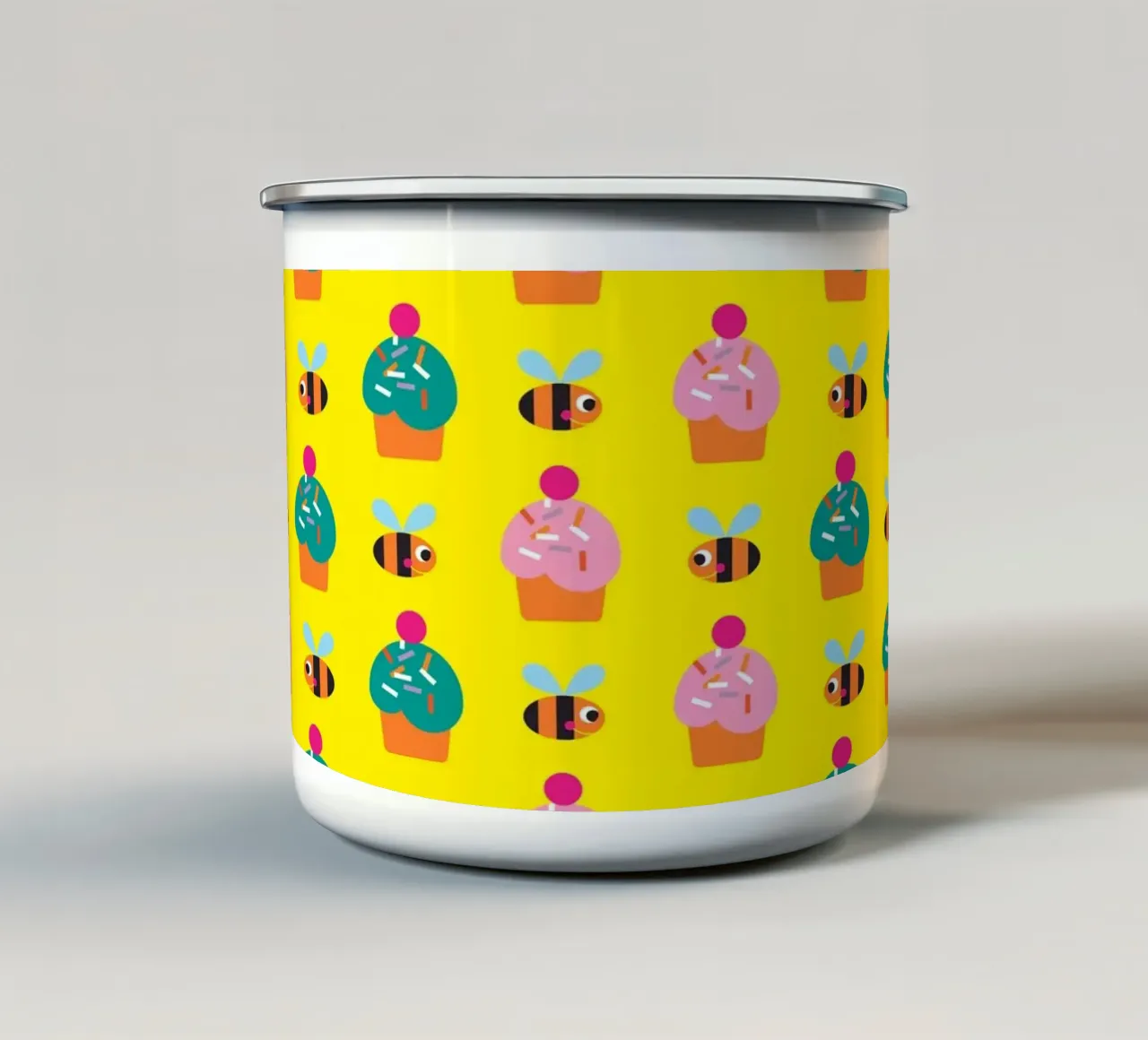 Ape e torta tazza in smalto da Looks n Brains