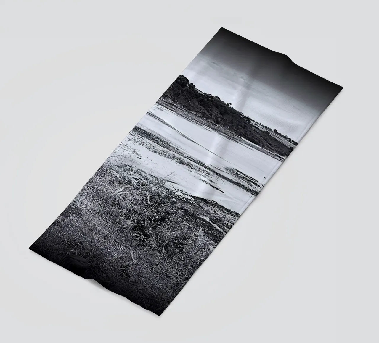 BW2 beach towel by Thierry vobmann photography