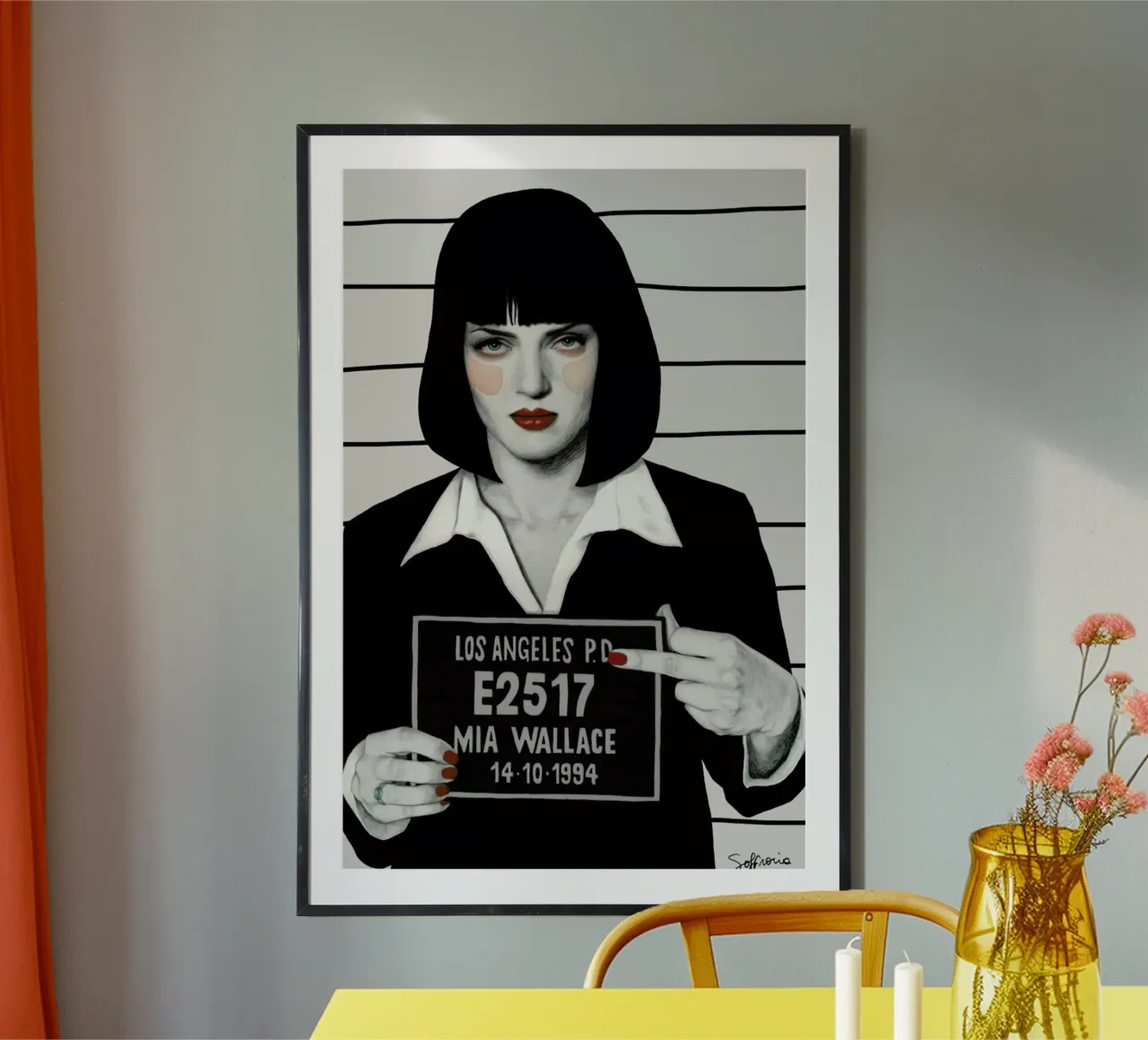 Mia poster con telaio in plastica da Sofia Bonati