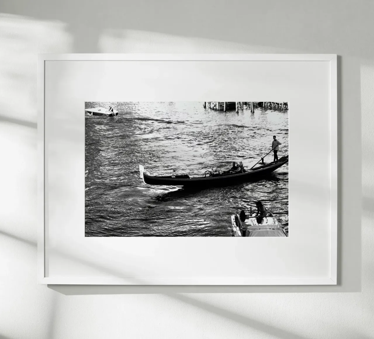 Venezia 21 poster con telaio in legno da eyes & tries