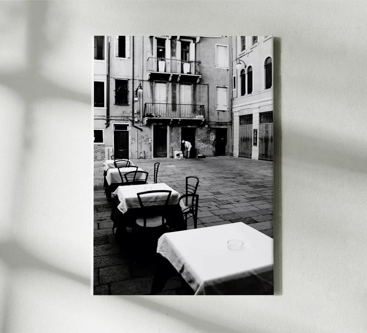 Venice 22 canvas with Floater frame by eyes & tries