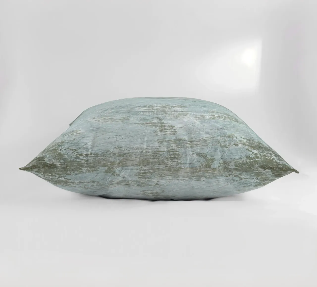 textured paint aqua cuscino da IRIS LEHNHARDT FINE ART
