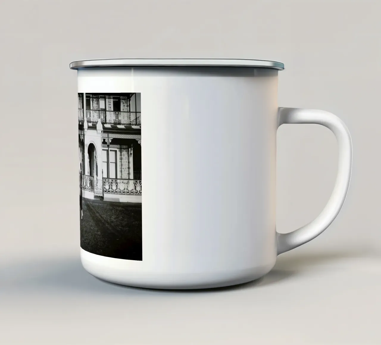 Grange tazza in smalto da Emma Zoe Brew