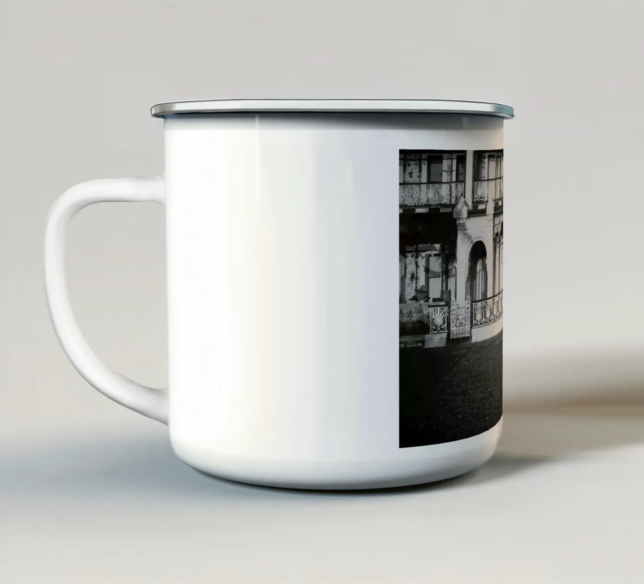 Grange tazza in smalto da Emma Zoe Brew