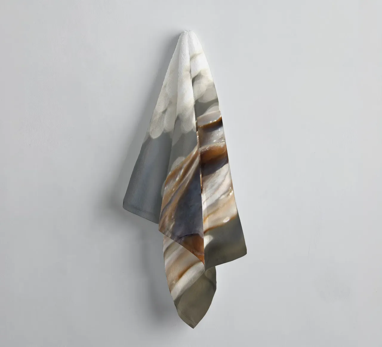 Starfish towel by eyes & tries