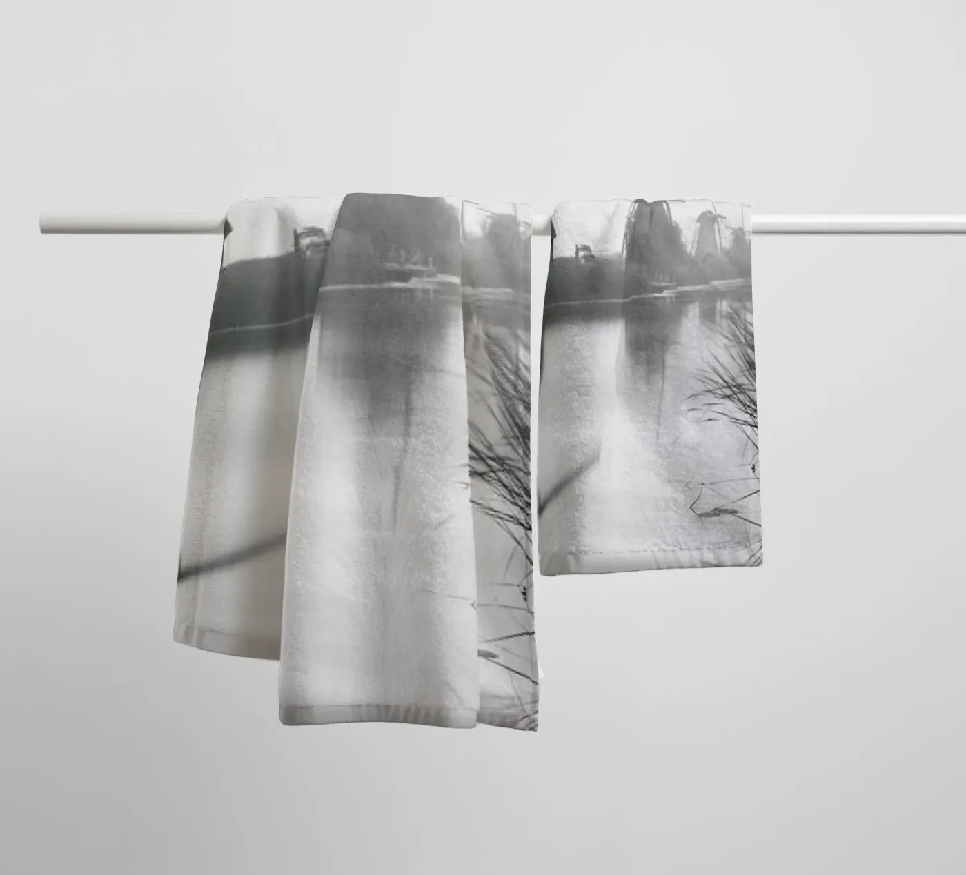 Kinderdijk towel by Håggard Photography | Ronny Behnert