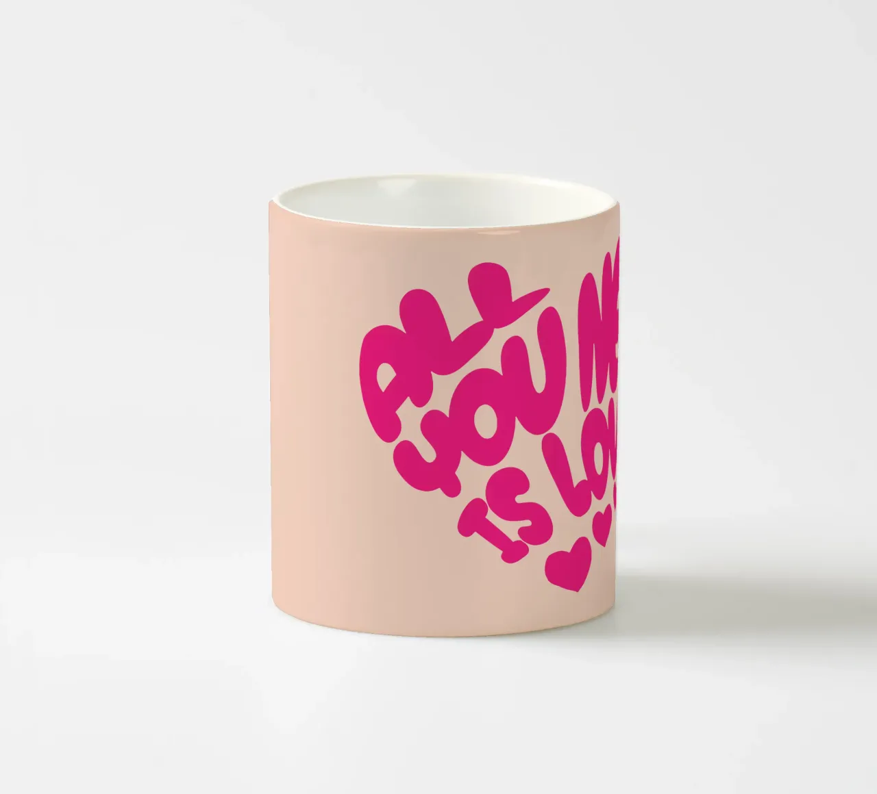 Tutto ciò che serve è l'amore tazza in ceramica da Gunawan Rb