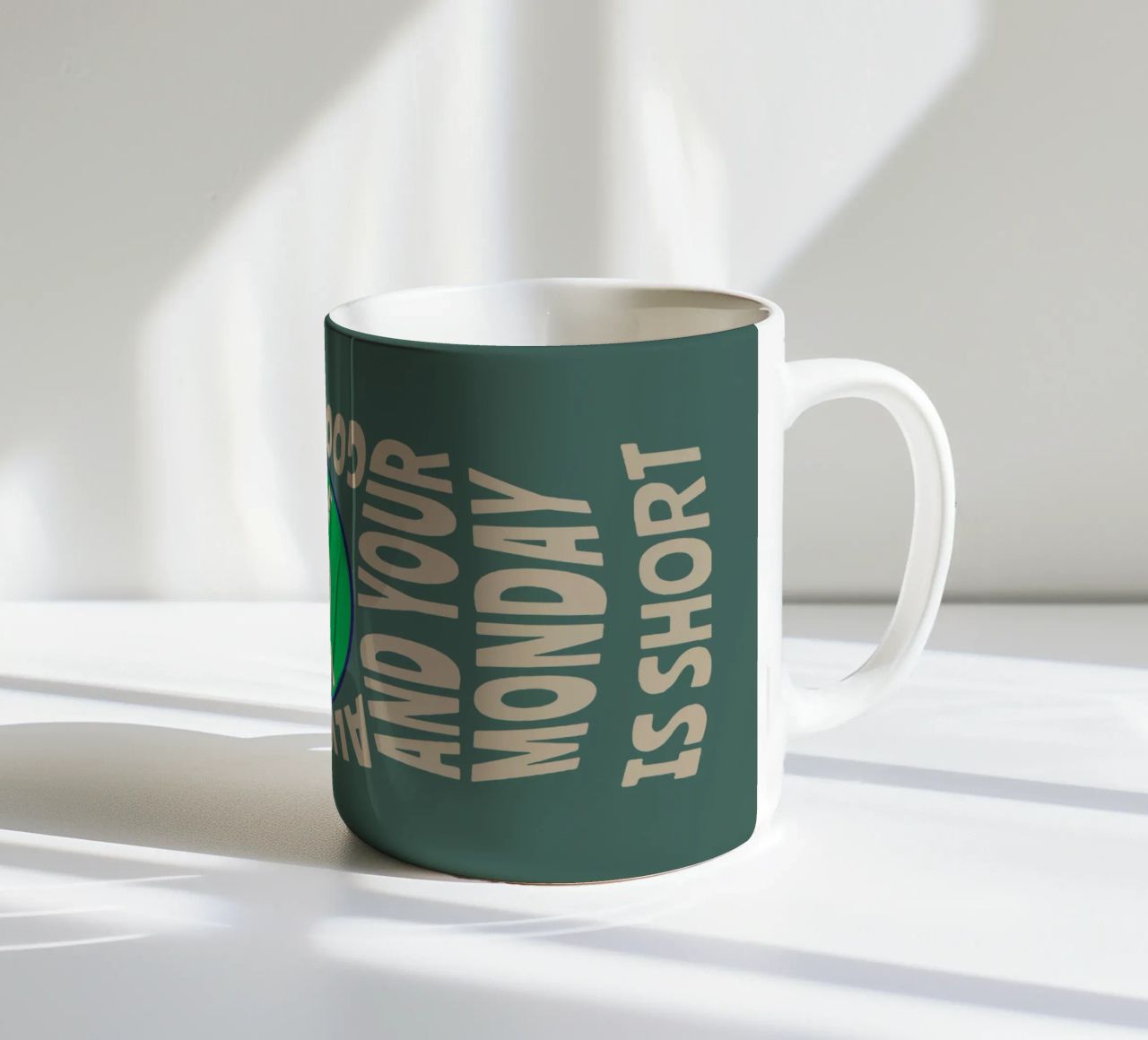 GIB MIR KAFFEE, UM DIE DINGE ZU ÄNDERN, DIE ICH ÄNDERN KANN, UND KAFFEE IST IMMER Keramik Tasse von Gunawan Rb