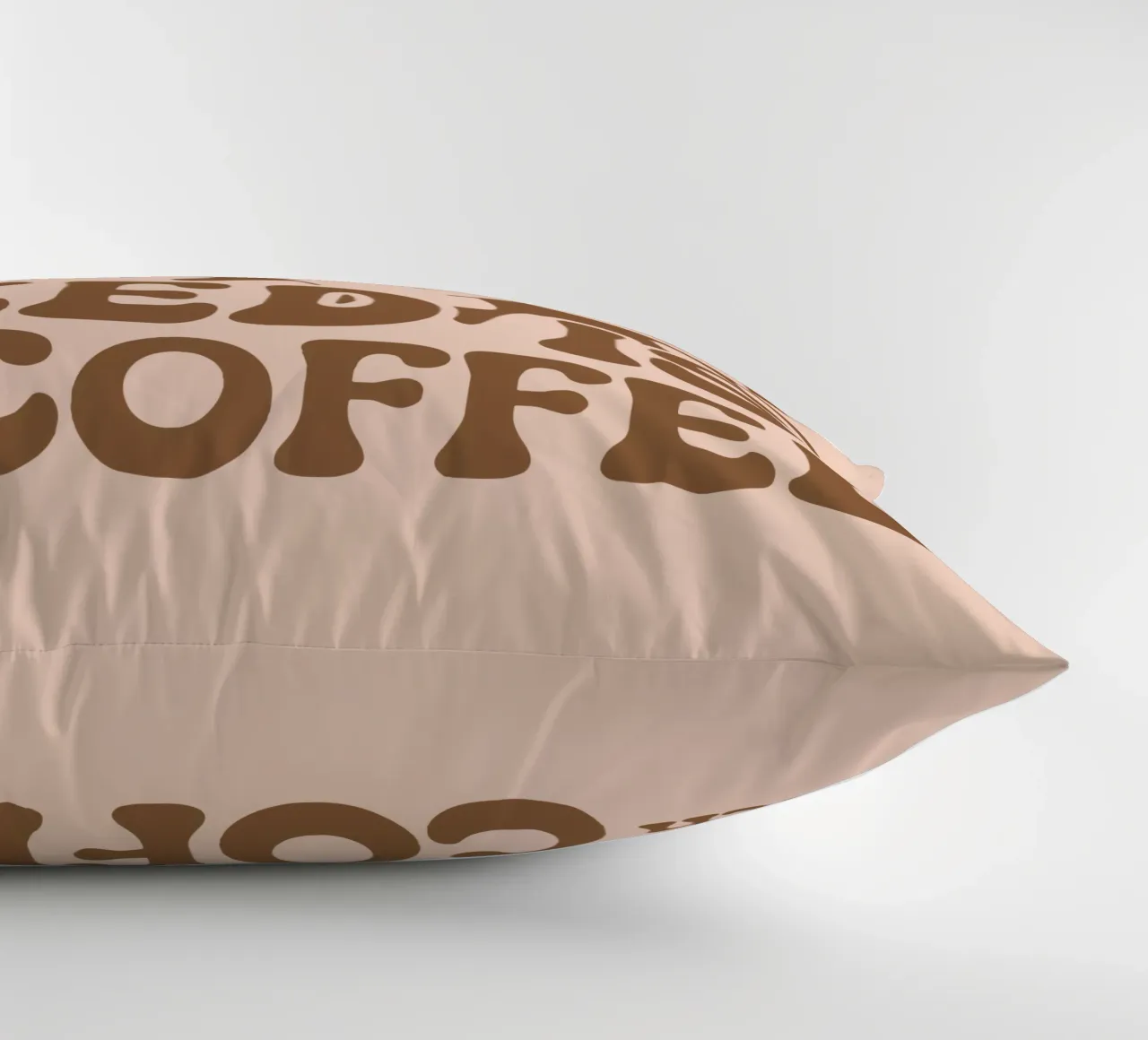 Tutto quello che ci serve è con il caffè cuscino da Gunawan Rb