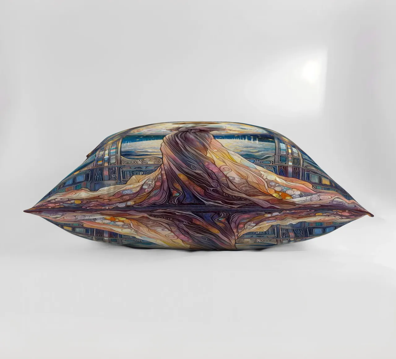 Full Moon cuscino da Art-Nouveau-Dsg