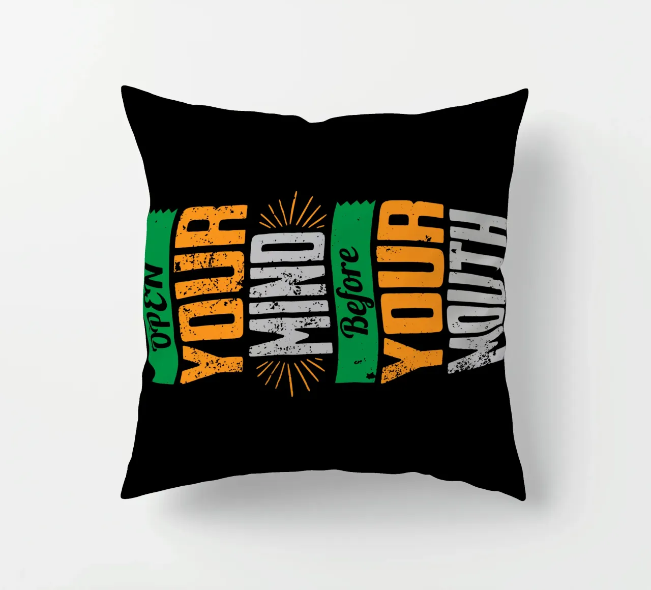 Aprire la mente prima di parlare cuscino da Gunawan Rb