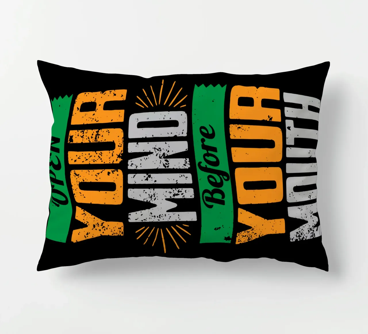 Aprire la mente prima di parlare cuscino da Gunawan Rb