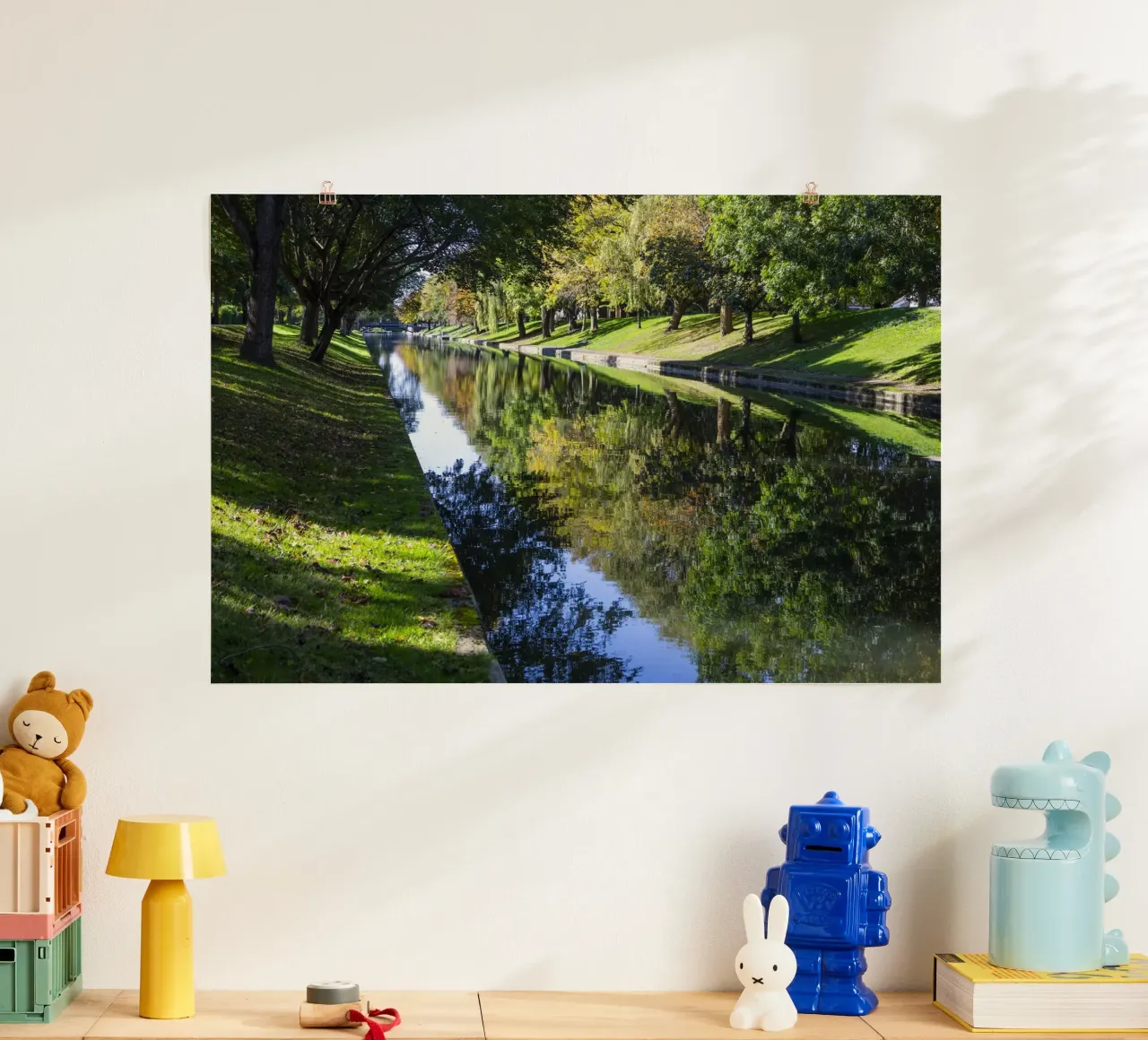 Canale militare reale, Hythe poster con telaio in legno da Dave Hare Photography
