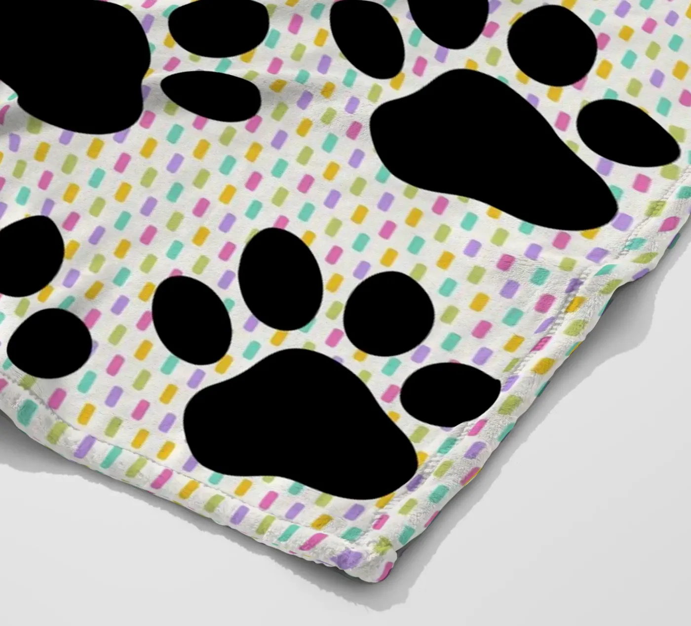 Cute paws pattern Fleecedecke von Happypatterns
