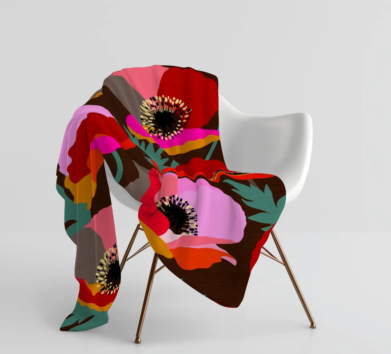 Audace rosa e papaveri rossi floreali Botanica su marrone coperta in pile da Dominique Vari