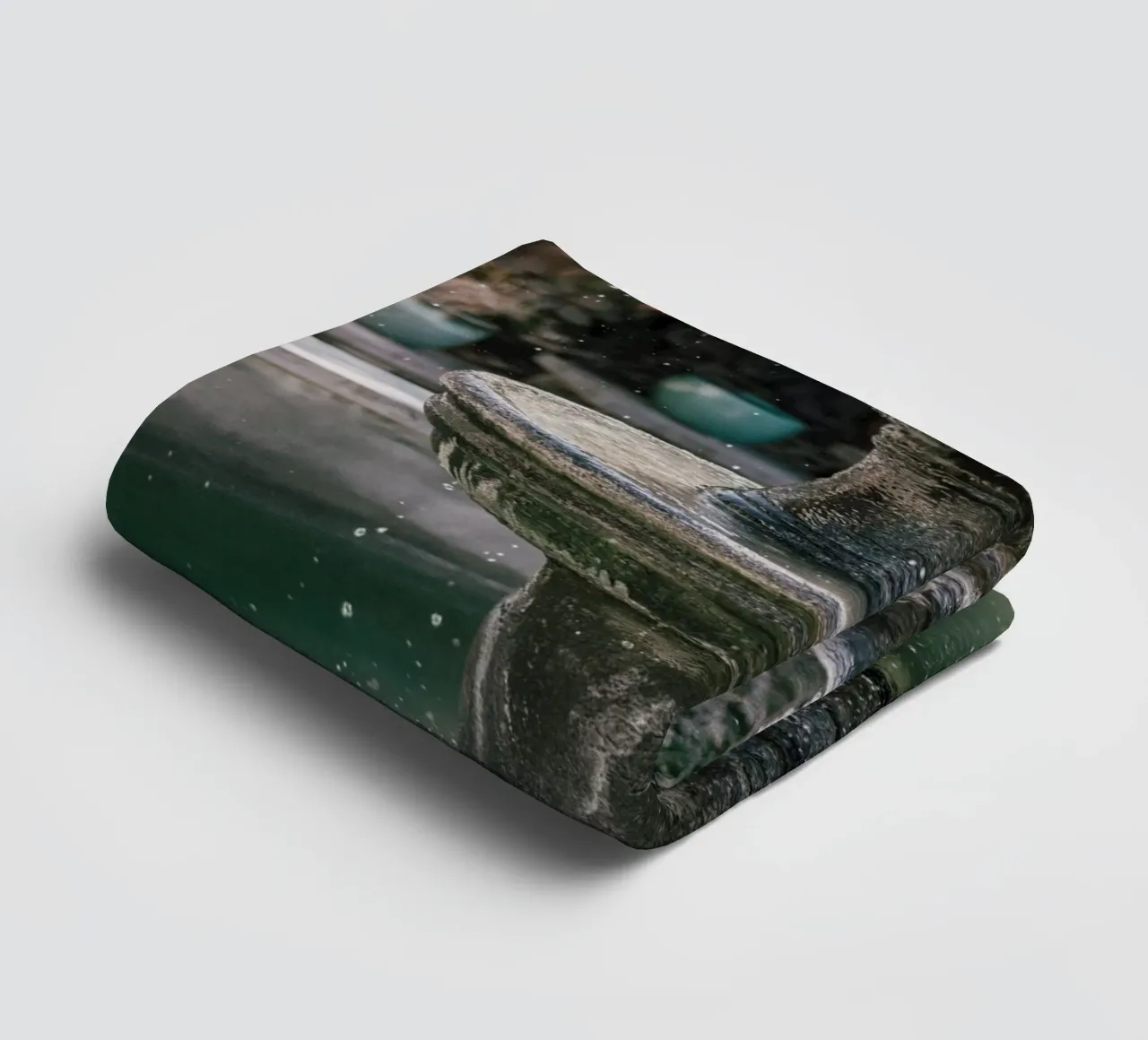 Nostalgia della fontana asciugamano da bagno da Carinaprint