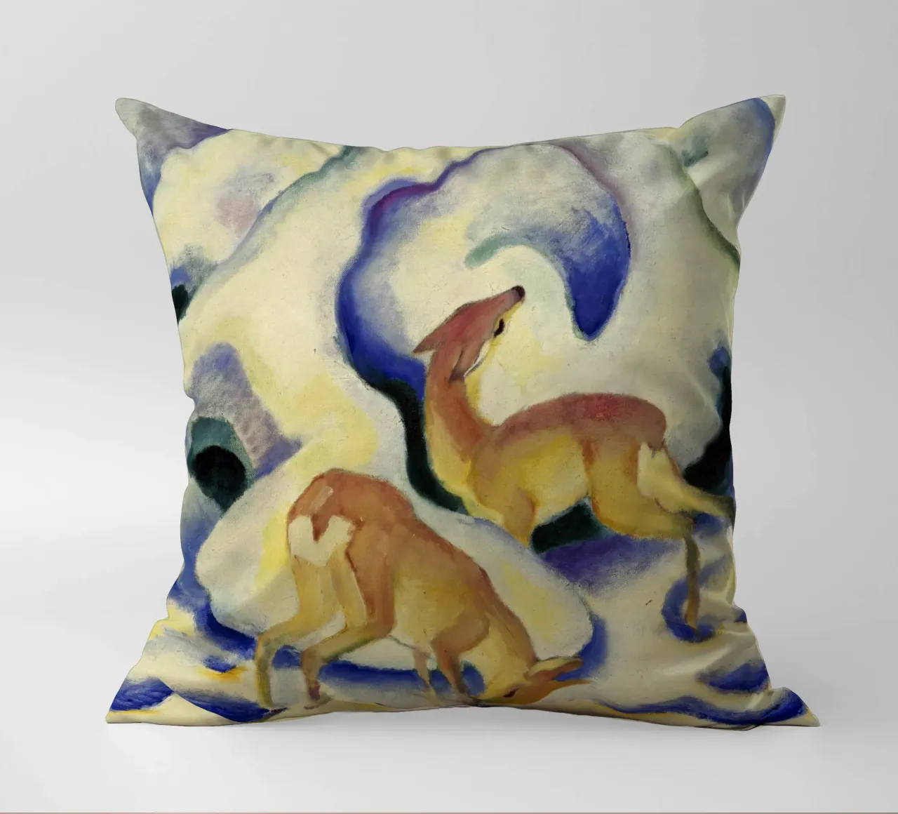 Franz Marc - Ciervo en la nieve cojín de ARTOTHEK