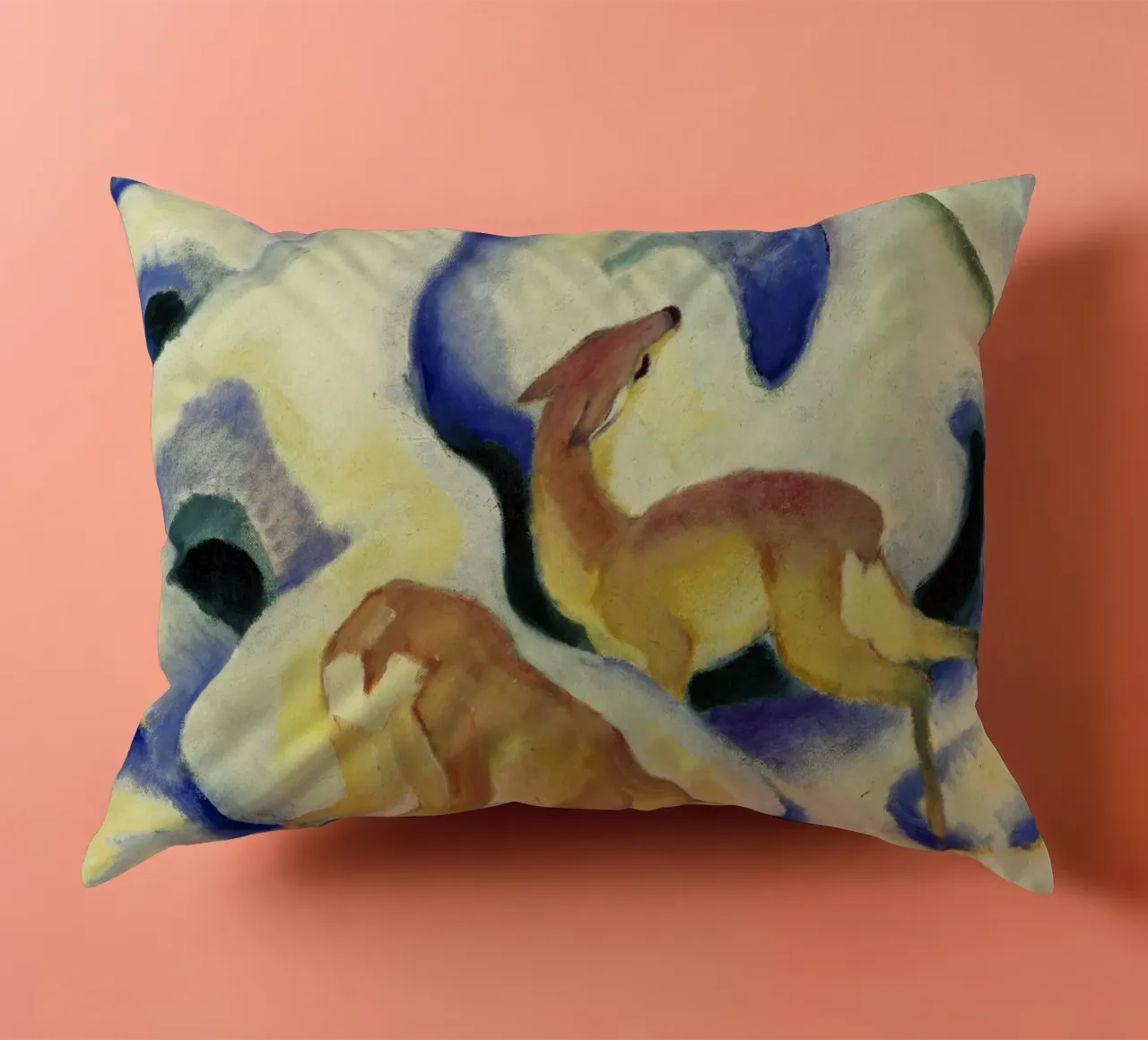 Franz Marc - Ciervo en la nieve cojín de ARTOTHEK