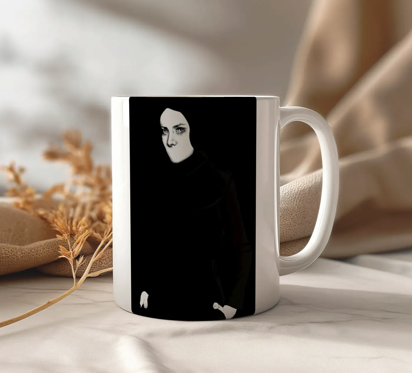 Speachless ceramic mug by Agnes KR Patience