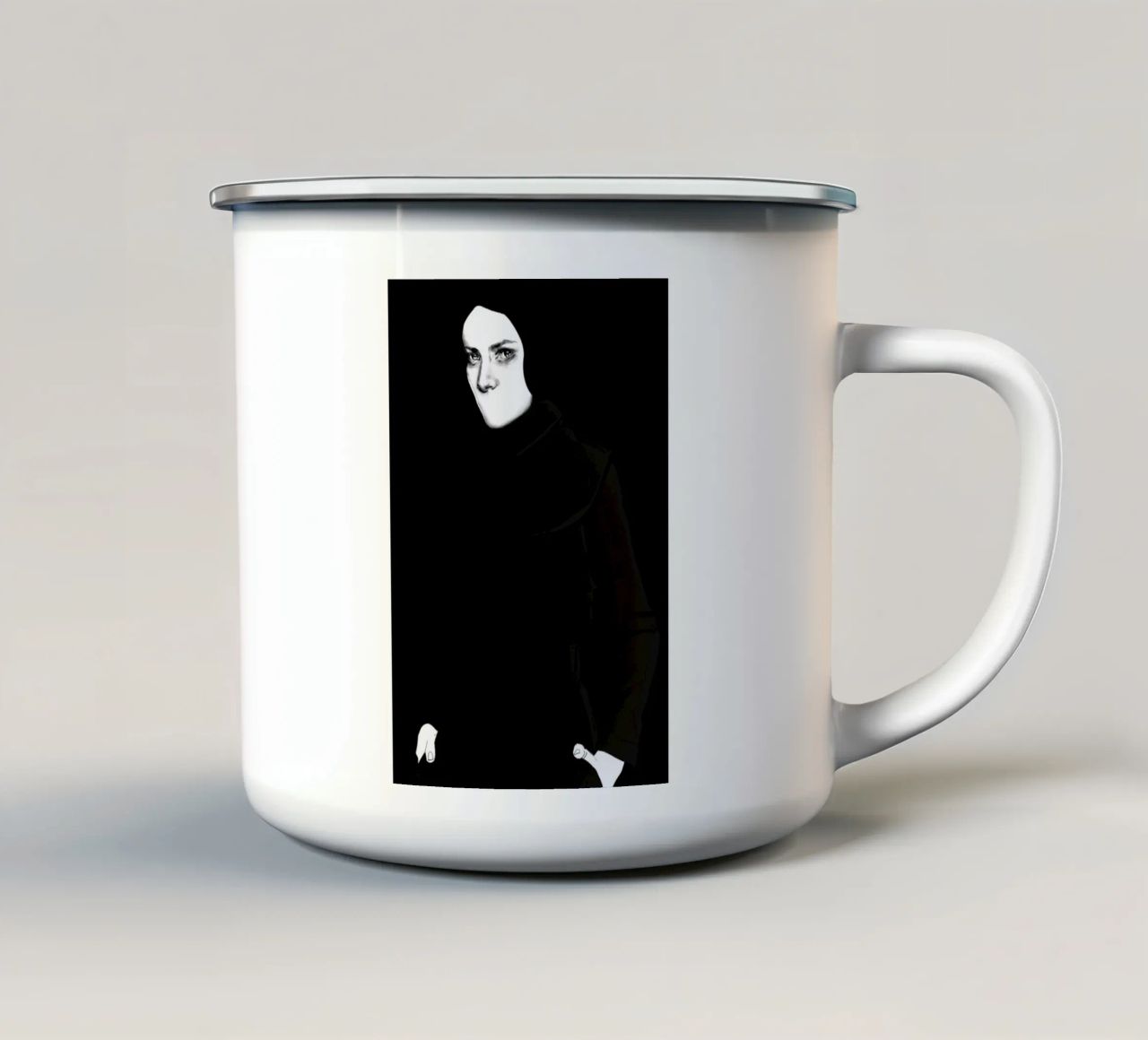Speachless tazza in smalto da Agnes KR Patience