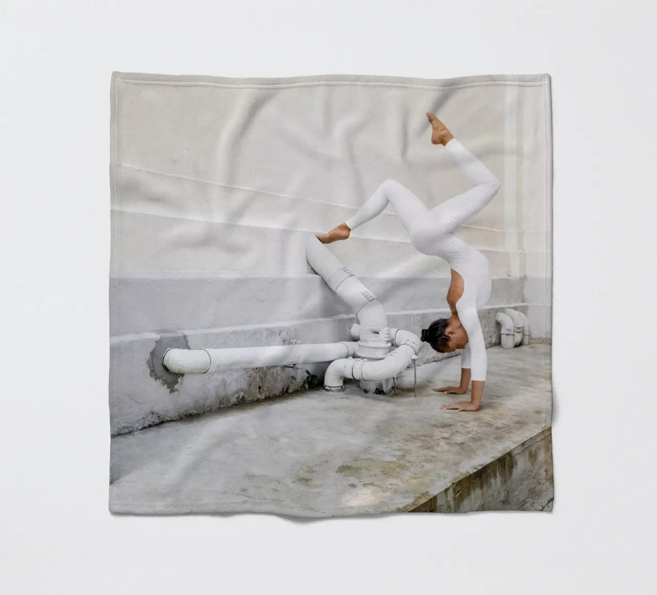 Alexandra #1 coperta in pile da The Urban Yoga