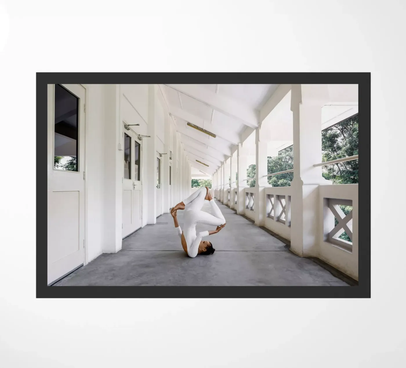 Alexandra #3 deurmat van The Urban Yoga