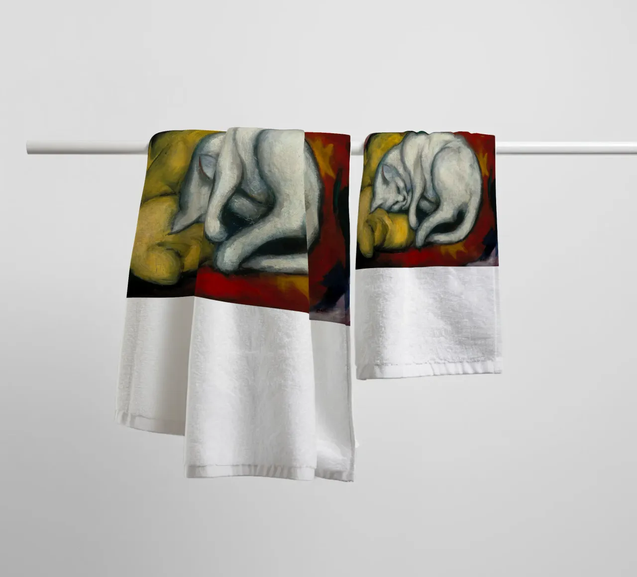 Franz Marc - Gatto bianco asciugamano da bagno da ARTOTHEK