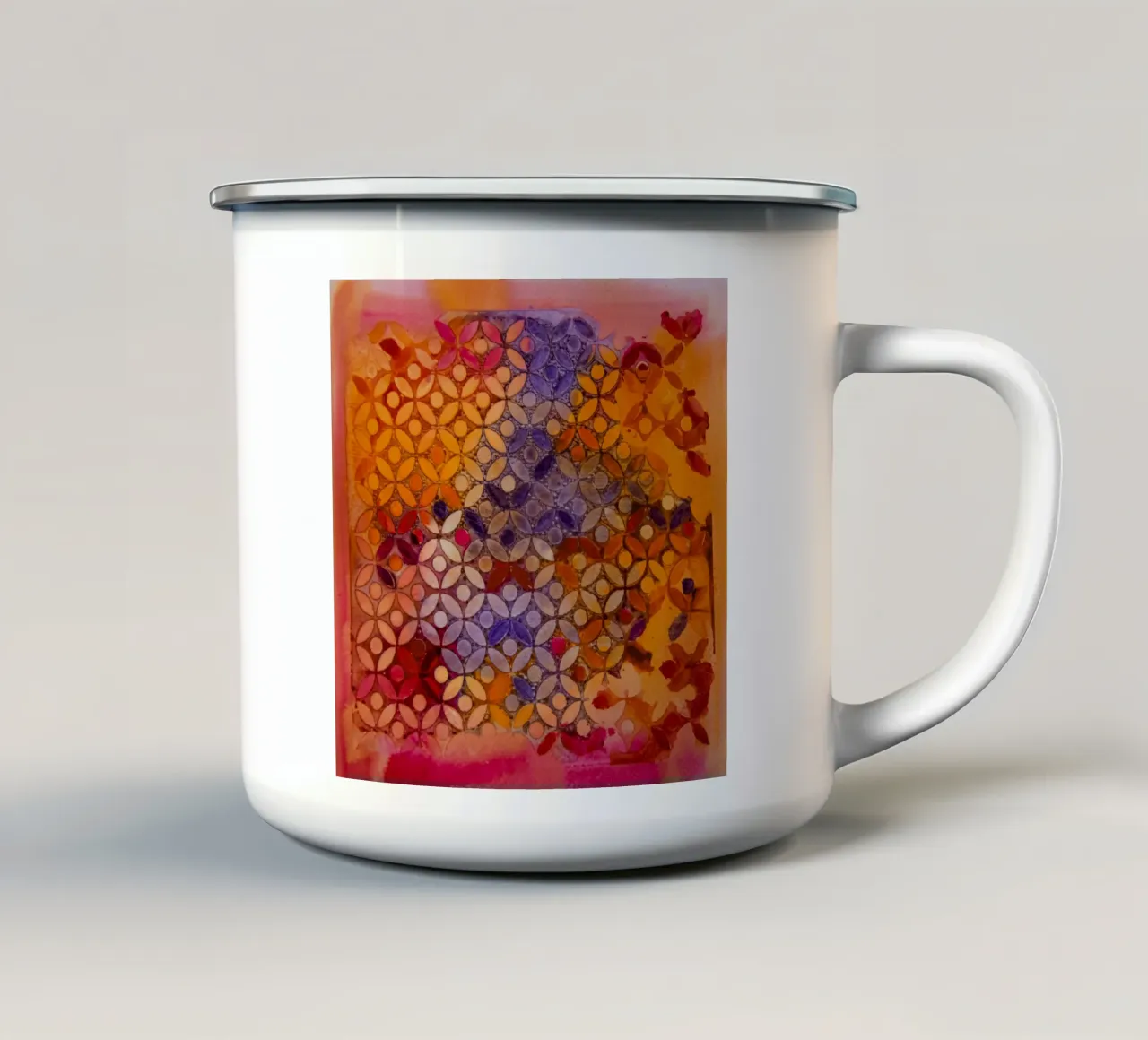 Astratto arancione rosa e viola tazza in smalto da Teresa André