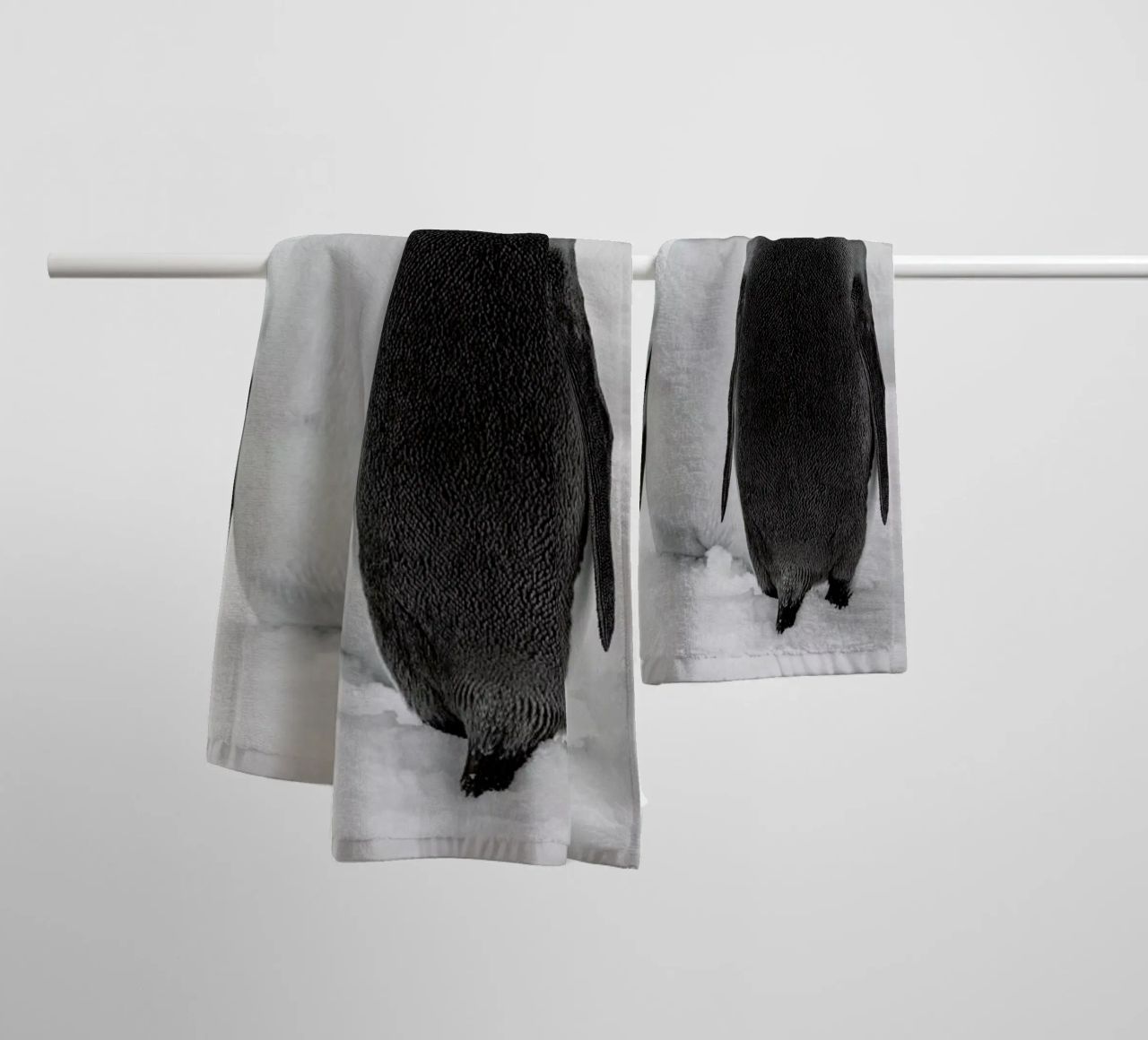 The Penguins Handtuch von Studio One