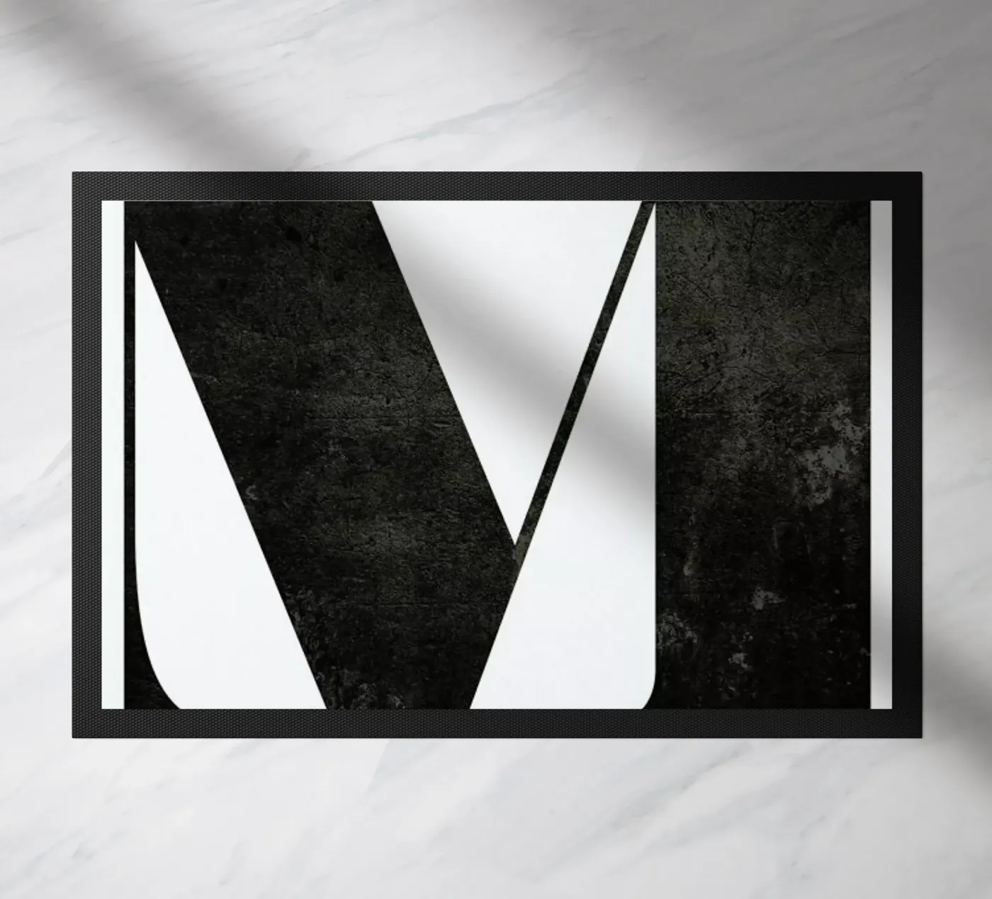 M deurmat van The Wall Shop