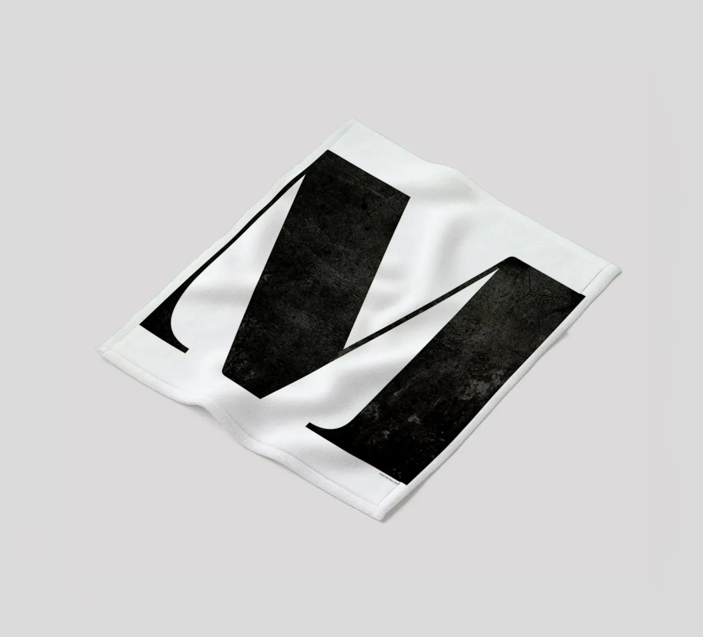 M Fleecedecke von The Wall Shop